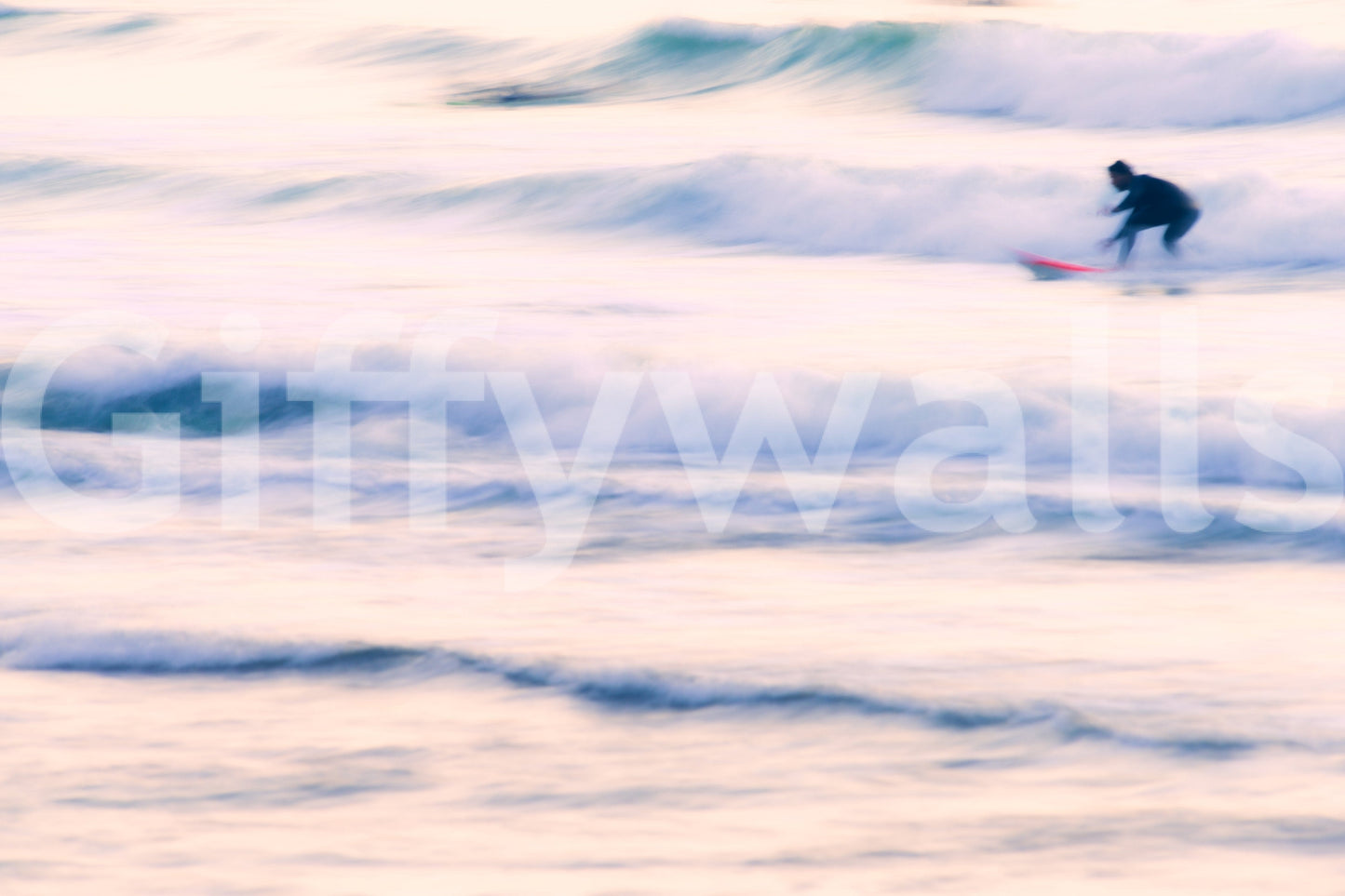 A detail of the brushstrokes and tones in the design.