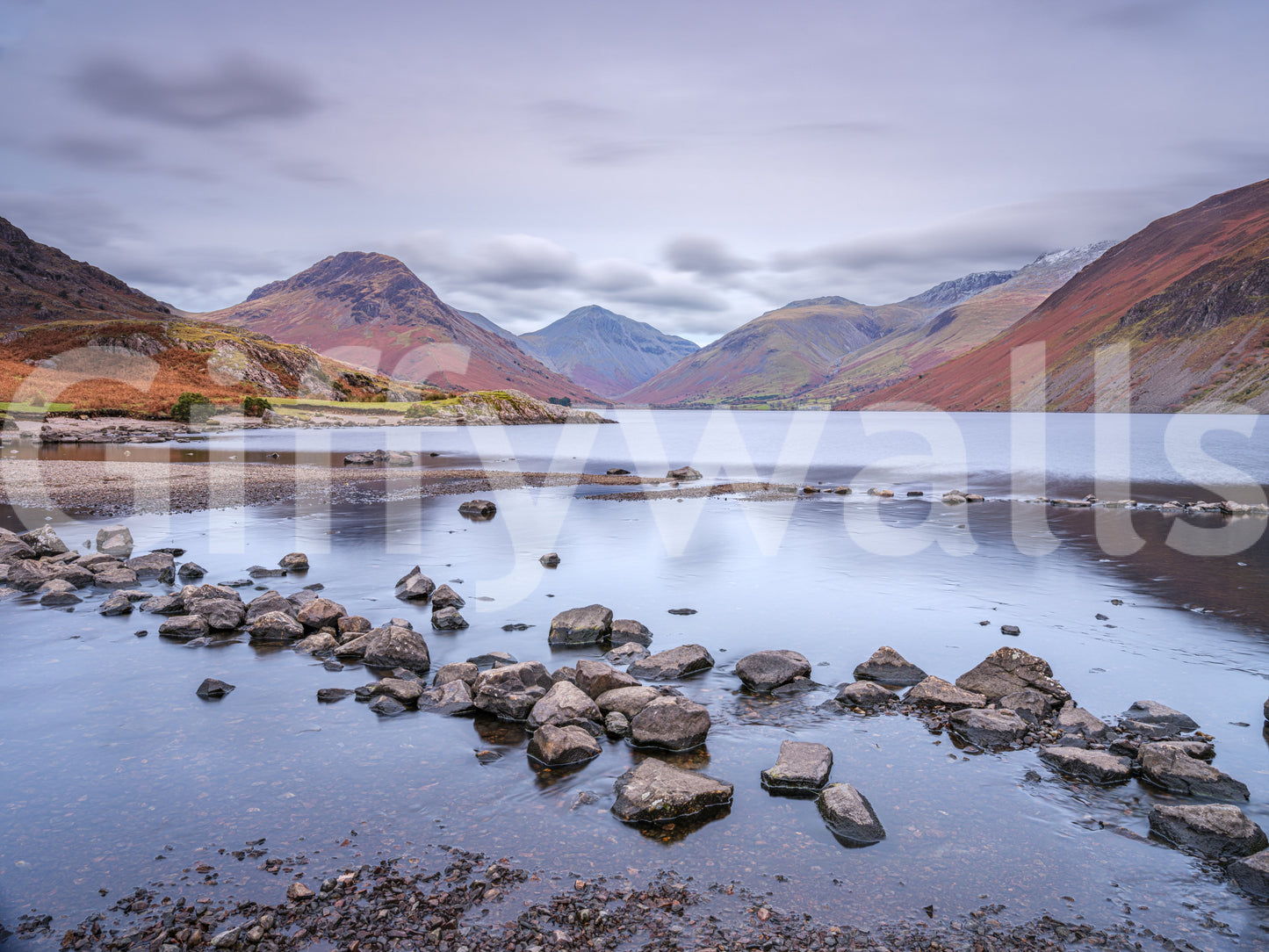 Wastwater's Herbstliche Umarmung Wandbild