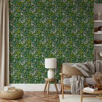 Classic floral mural wallpaper look

