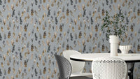 Boho-style feather wallpaper in gold and silver

