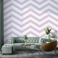 Lilac patterned wallpaper with clean and playful zigzag lines.

