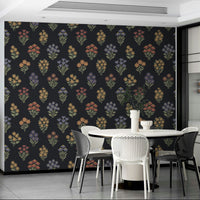 Vintage-inspired floral design wallpaper.

