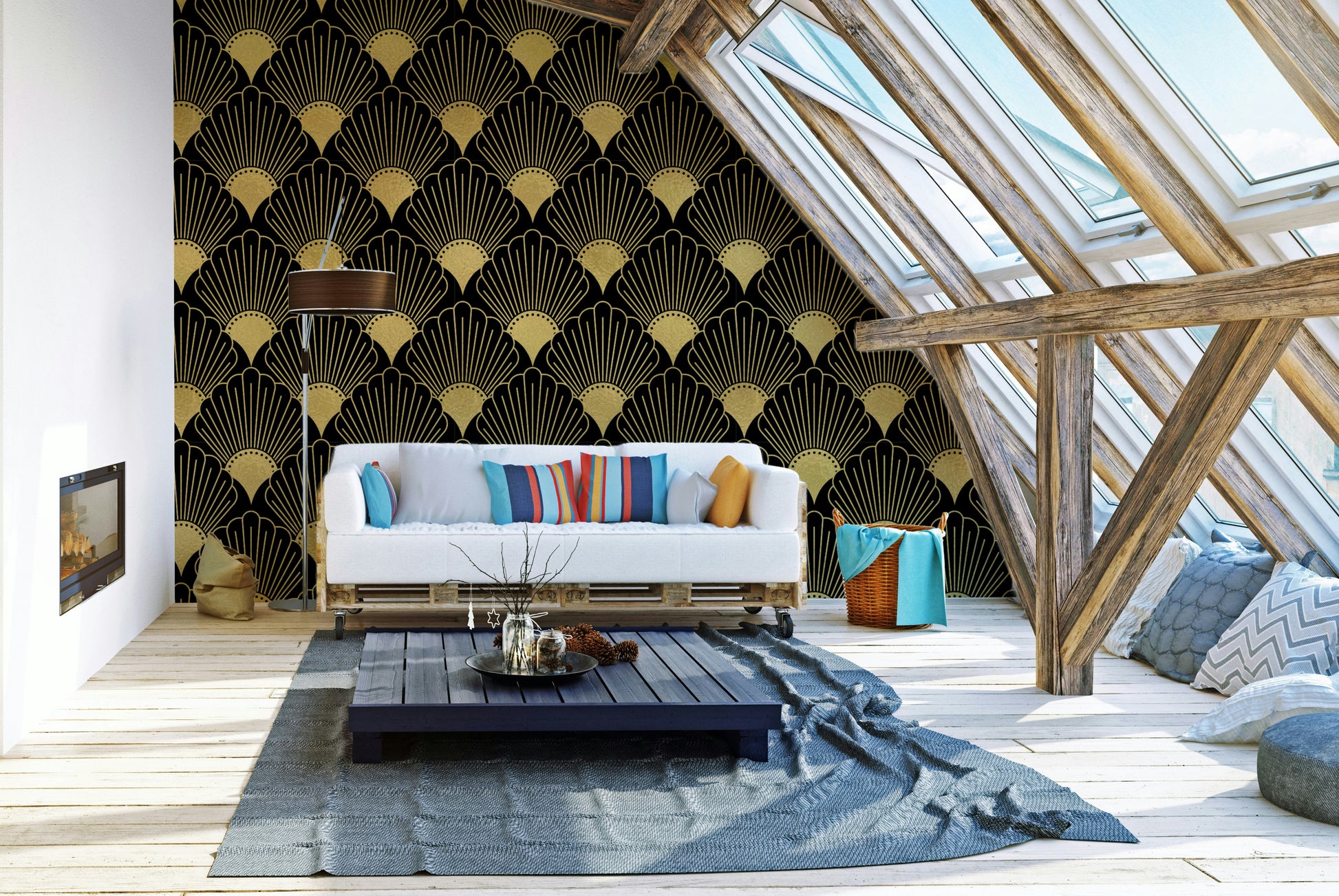 sophisticated gold wallcovering

