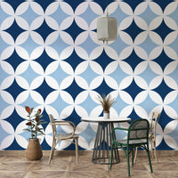 The colors are rich and luxurious.

