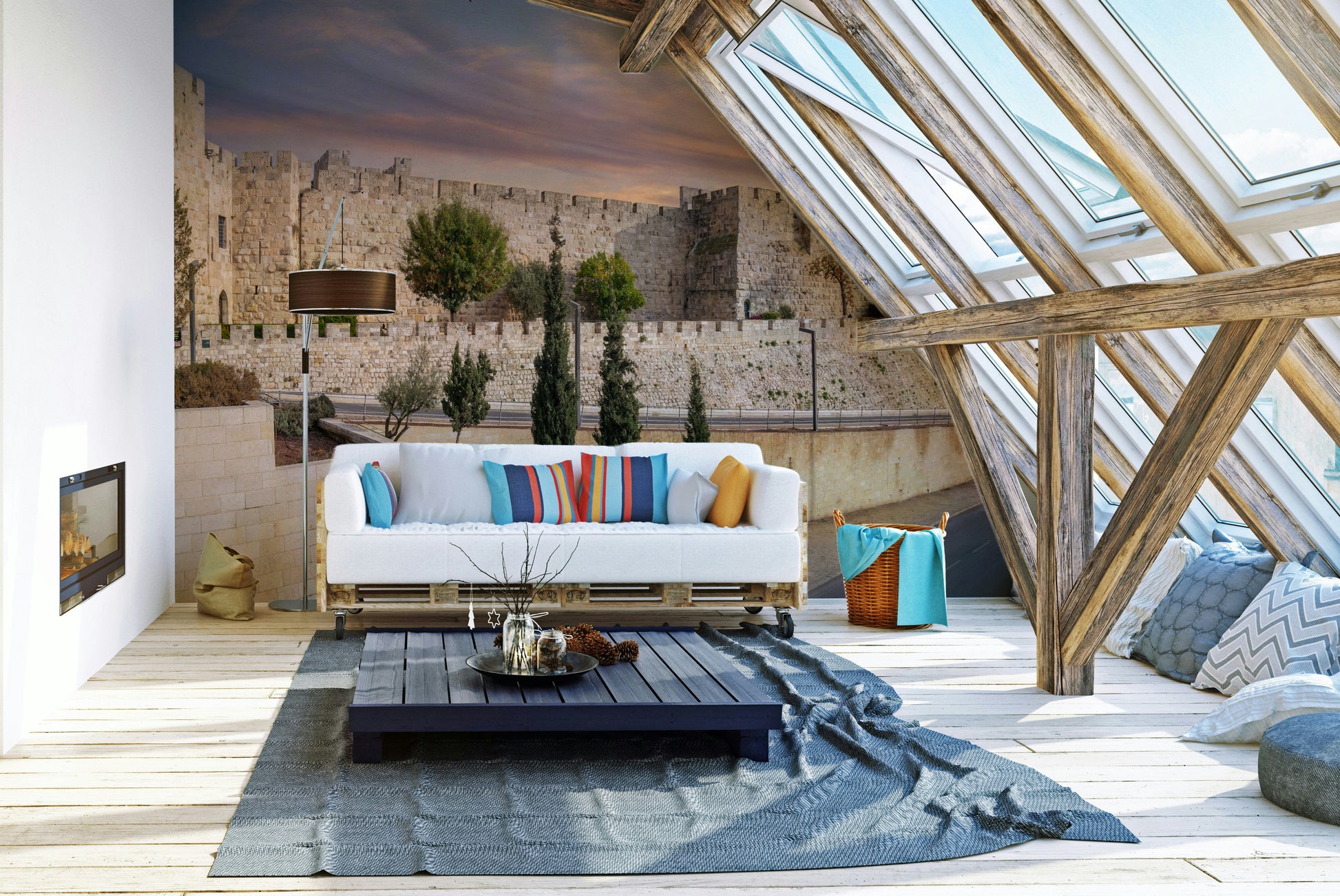 The image shows the ancient stone fortress wall.

