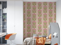 A wallpaper design with a floral pattern.

