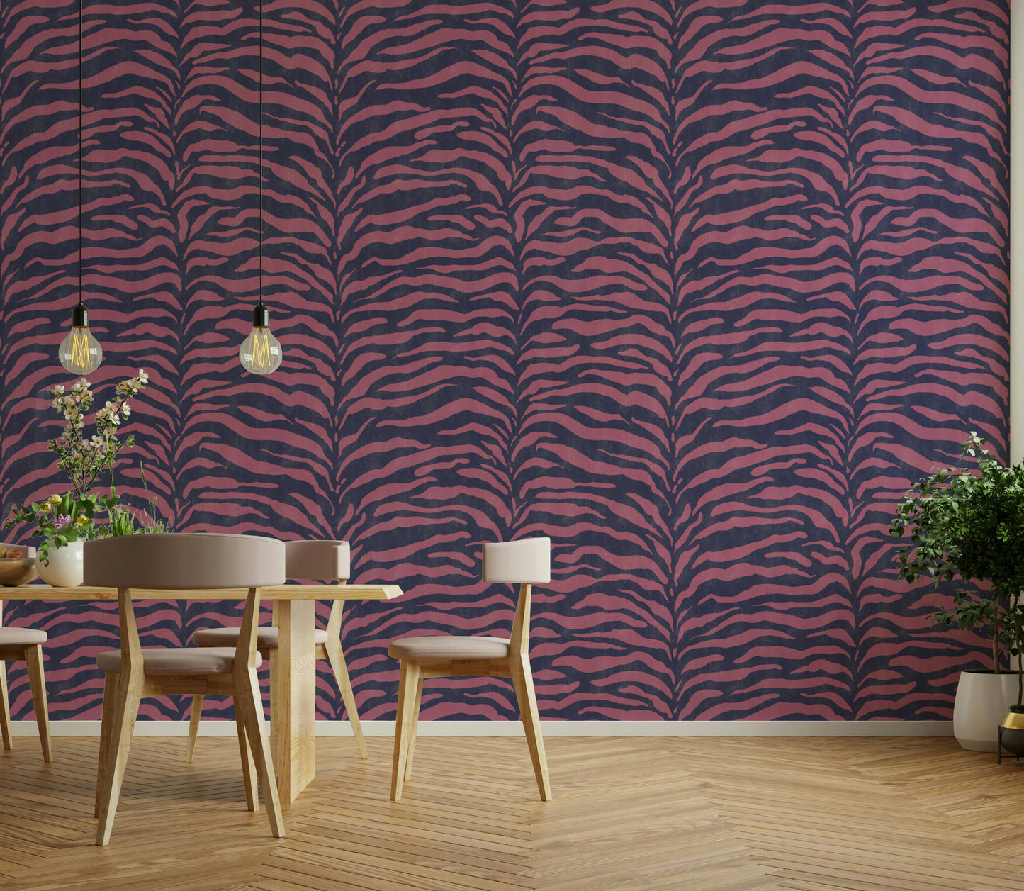 This piece is ideal for a classic or modern interior.
