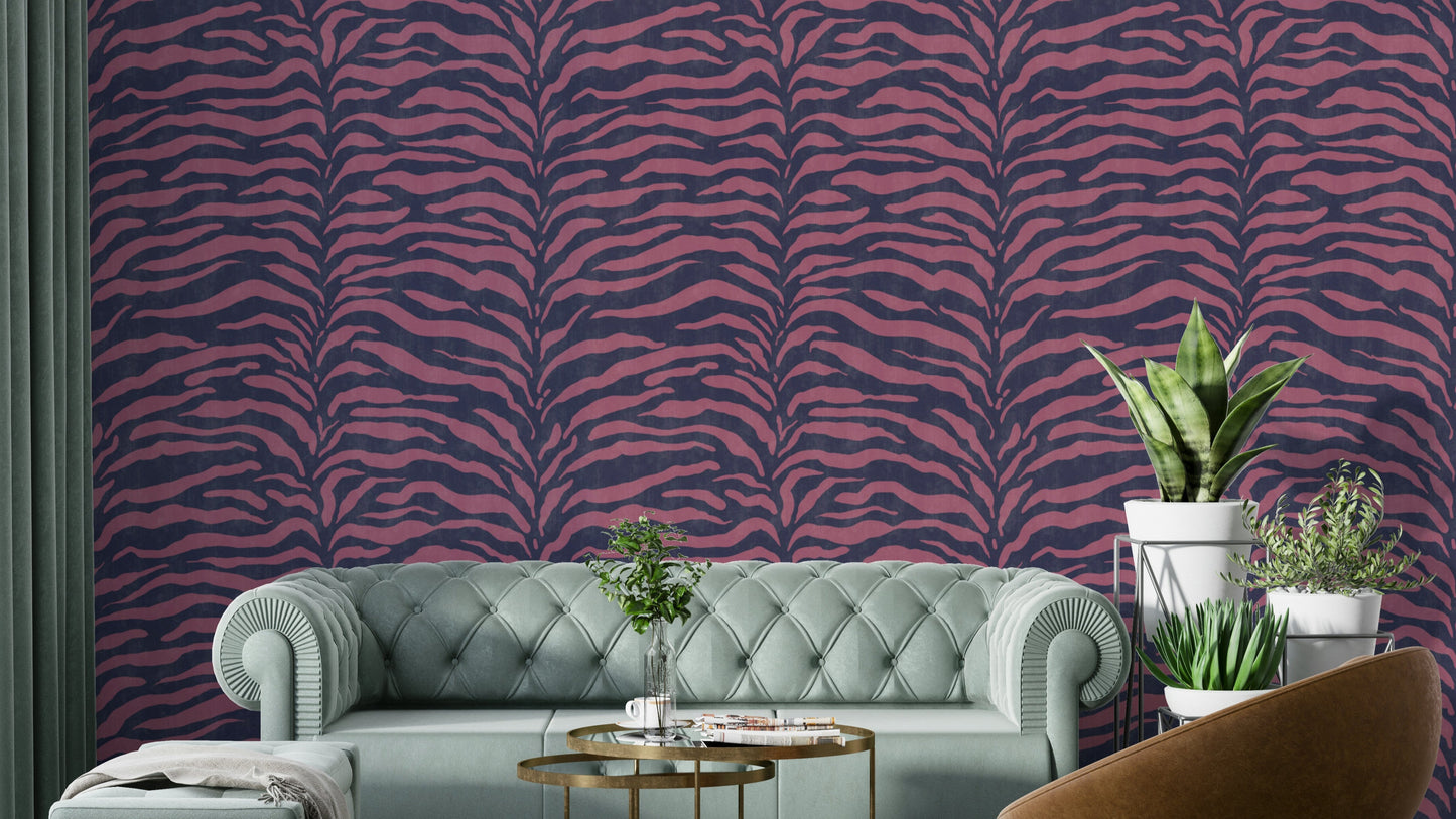 The stripes are horizontal and have a smooth, curved shape.
