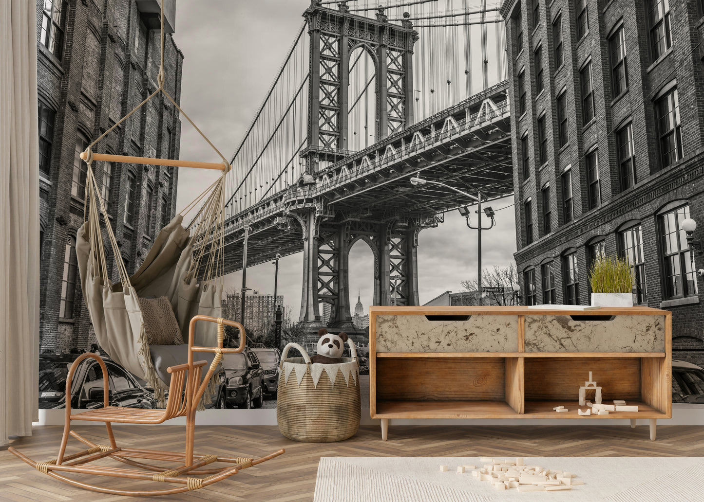 The style is contemporary and feels very connected to city life.

