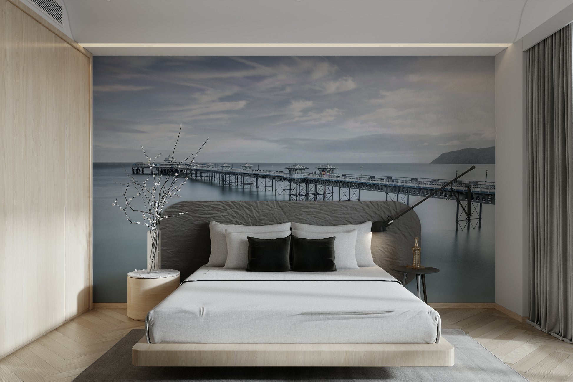 The design has a beautiful, elegant look.

