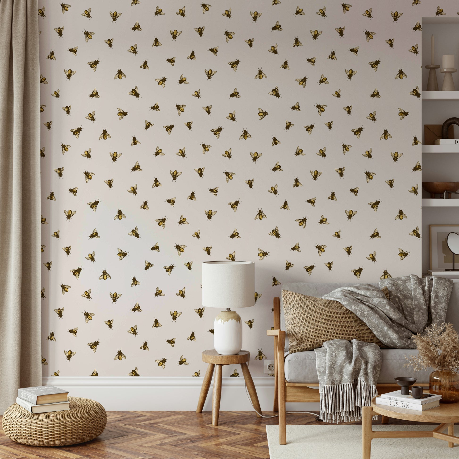 This wallpaper is suitable for a bedroom, a nursery, or a living room.
