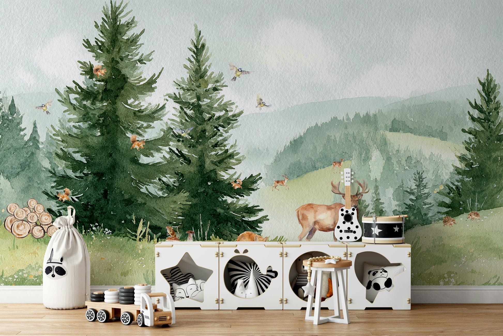 A forest animal mural with an adventure theme.