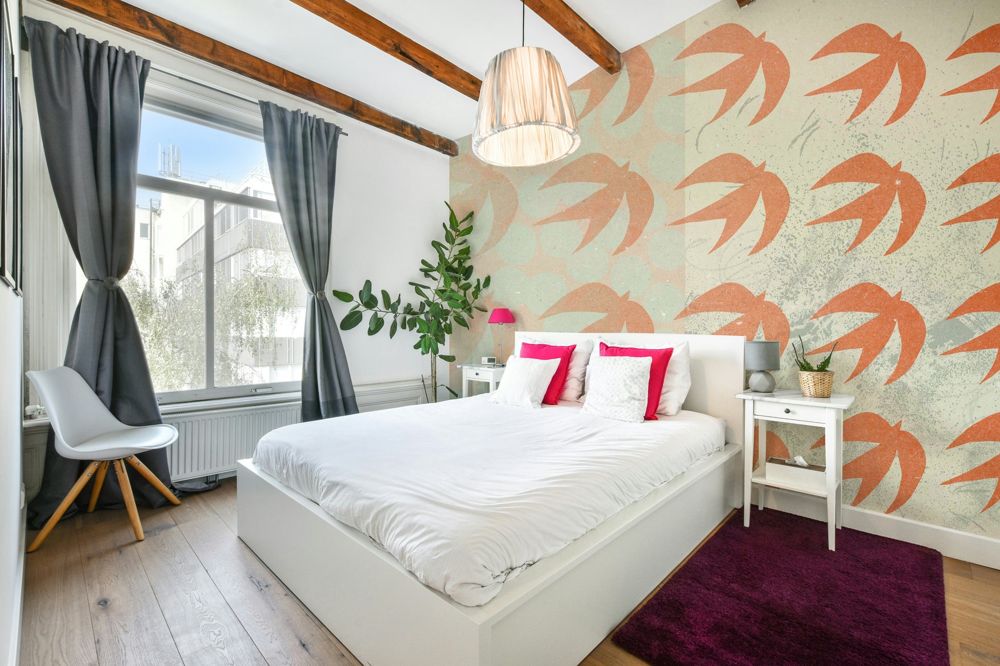 A classic bird theme wallpaper for walls.

