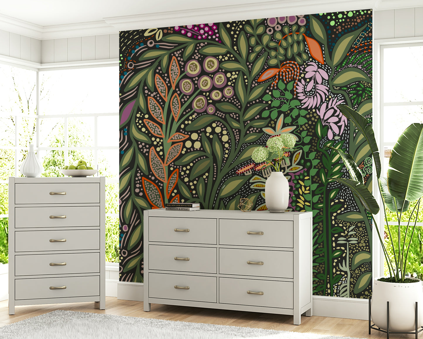 Wall mural with vibrant tropical Strelitzia leaves and flowers for an exotic interior feel.