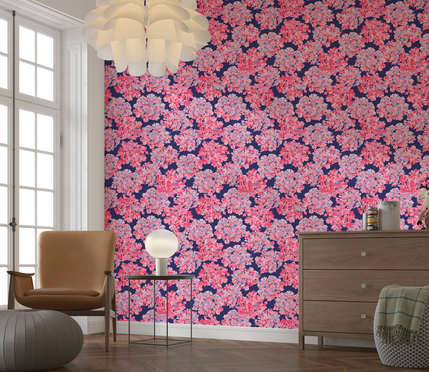 Vintage Big Bloom Hydrangeas repeat pattern wallpaper. Beautiful floral.
