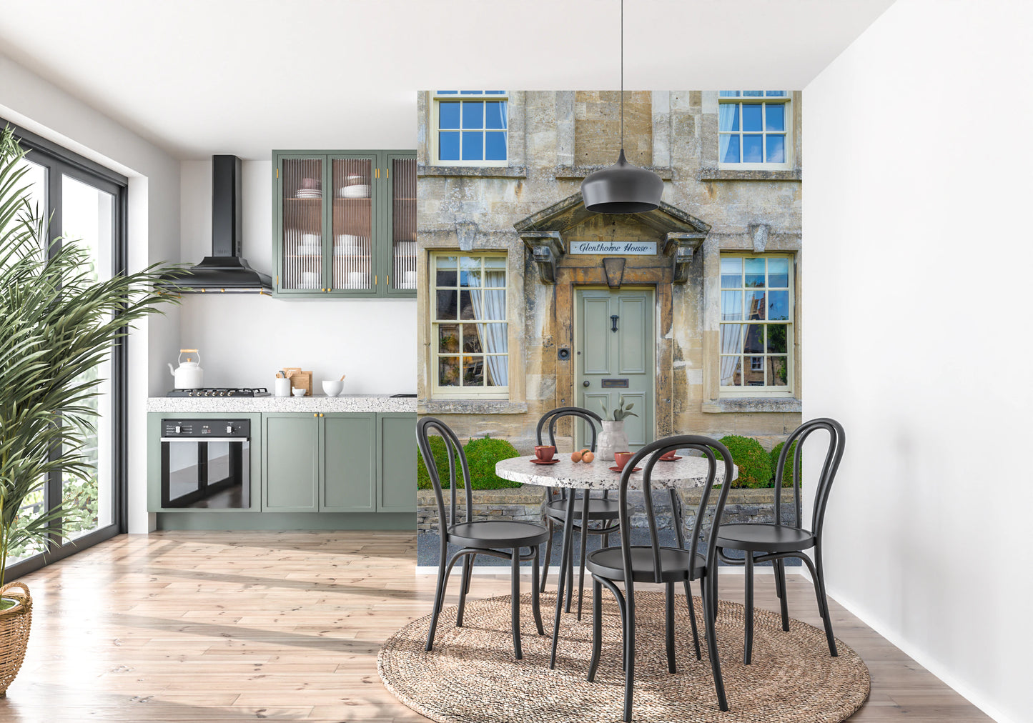 歴史的な石造りの家の壁画