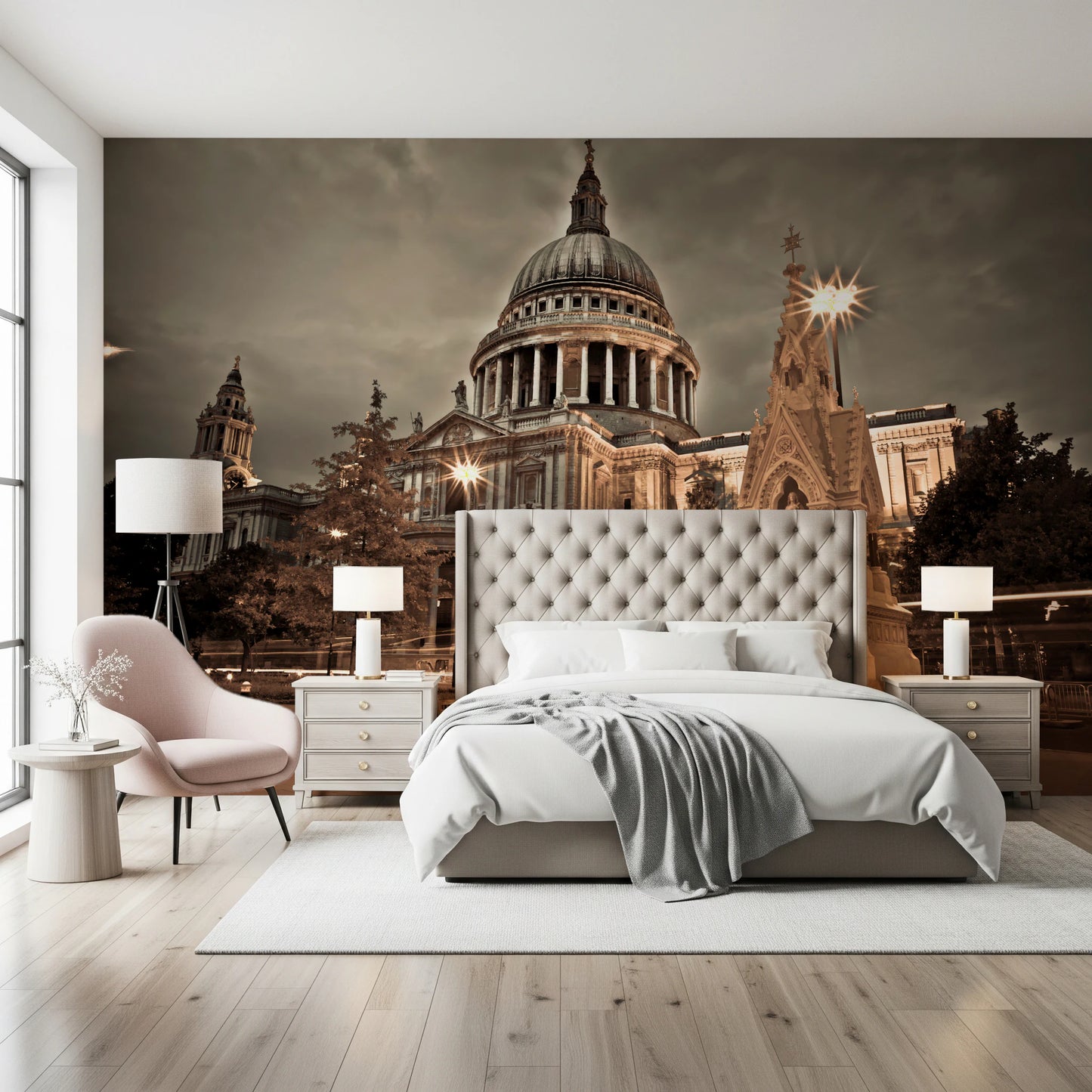 セントポール大聖堂のセピア色の壁画