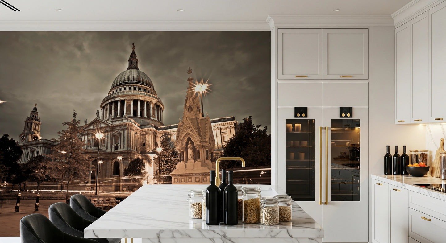 セントポール大聖堂のセピア色の壁画