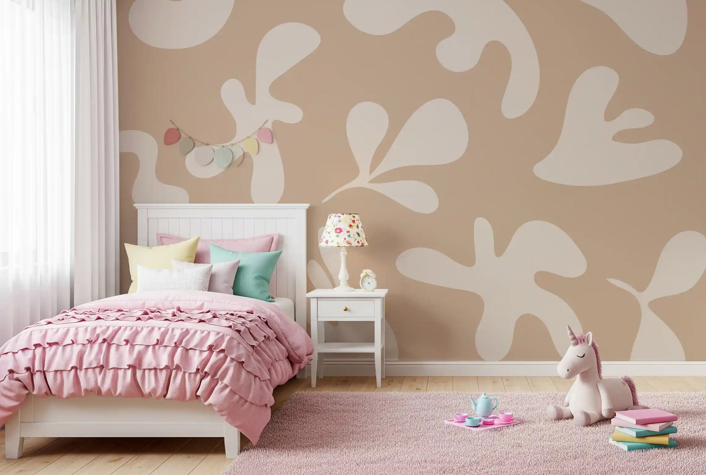 Organisk flyt i beige. Veggmaleri