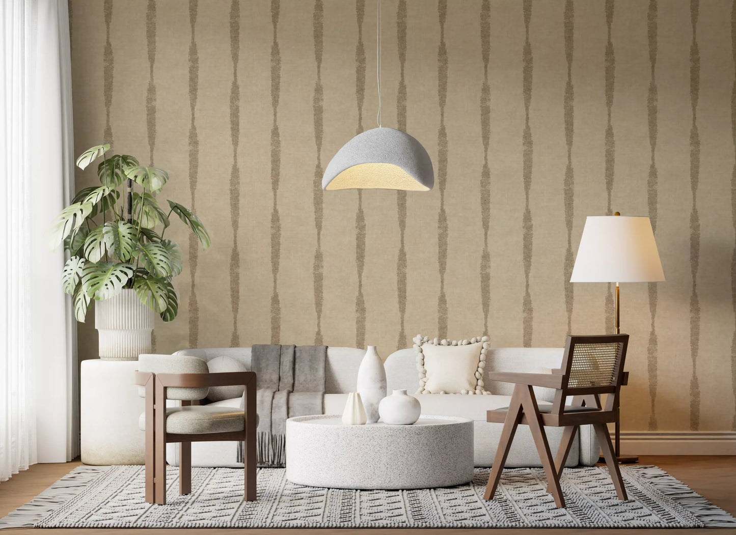 Kaki texturerade slitna ränder på varm beige tapet⁠