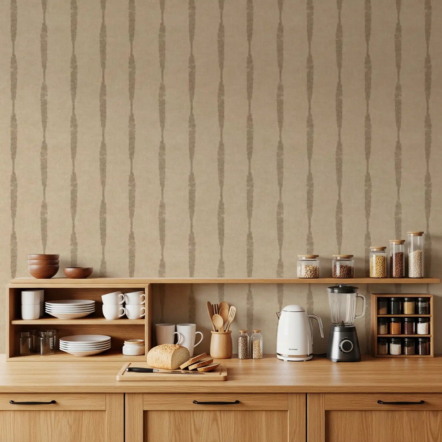 Kaki texturerade slitna ränder på varm beige tapet⁠