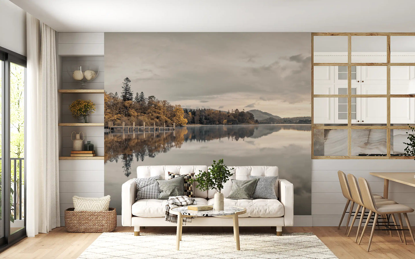 Pictură murală liniștitoare la malul lacului Golden Lakeside