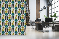 Tapete mit Retro-Blumen und Vögeln