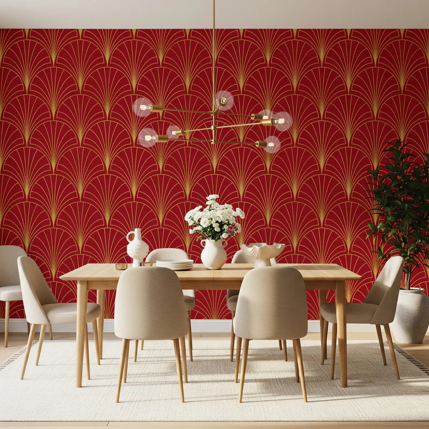 Tapete mit Art-Déco-Fächern in Karmesinrot und Gold