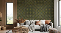 Elegante Art Deco Tapete mit geometrischem Oliv- und Goldmuster