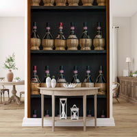 Wandbild mit toskanischen Chianti-Flaschen in Stroh-Fiaschi