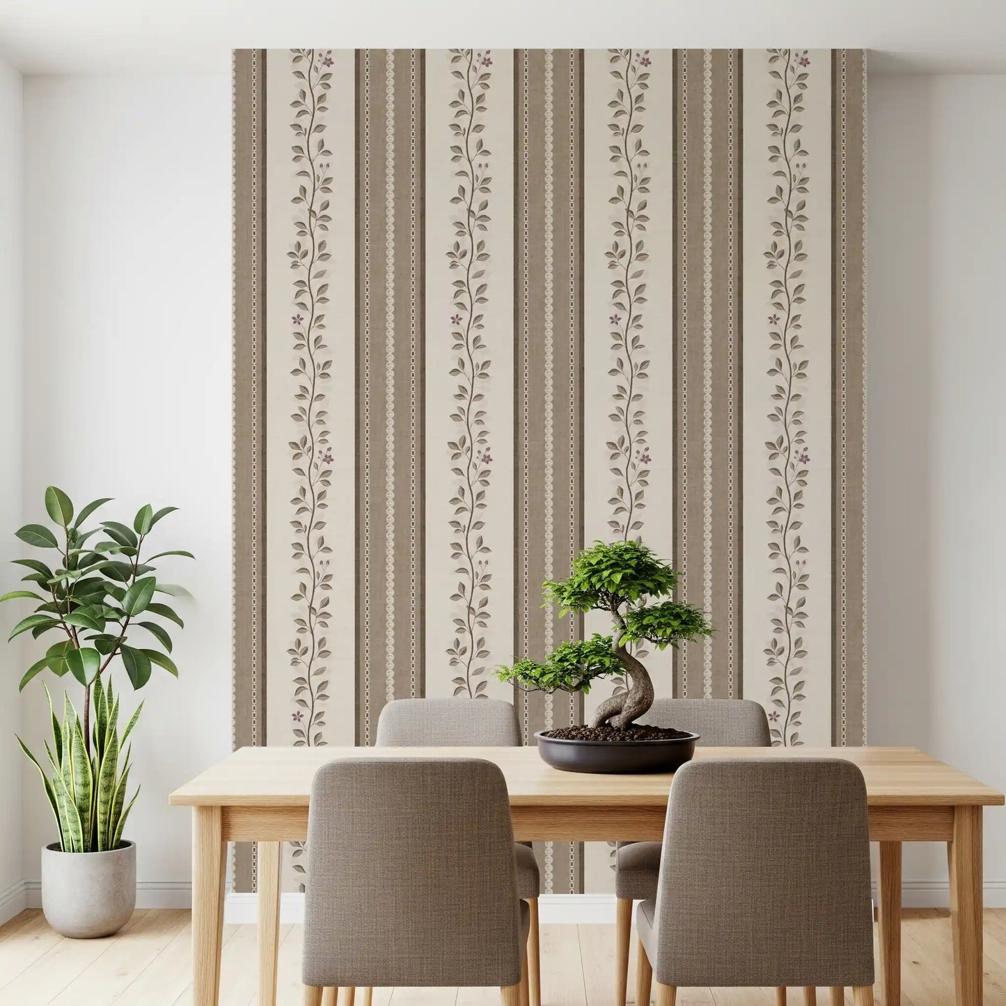 Tapete mit rankendem Wein und Leinenstreifen im Paneel-Design⁠