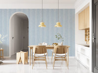 Papel de Parede com Padrão Linear em Creme e Índigo⁠