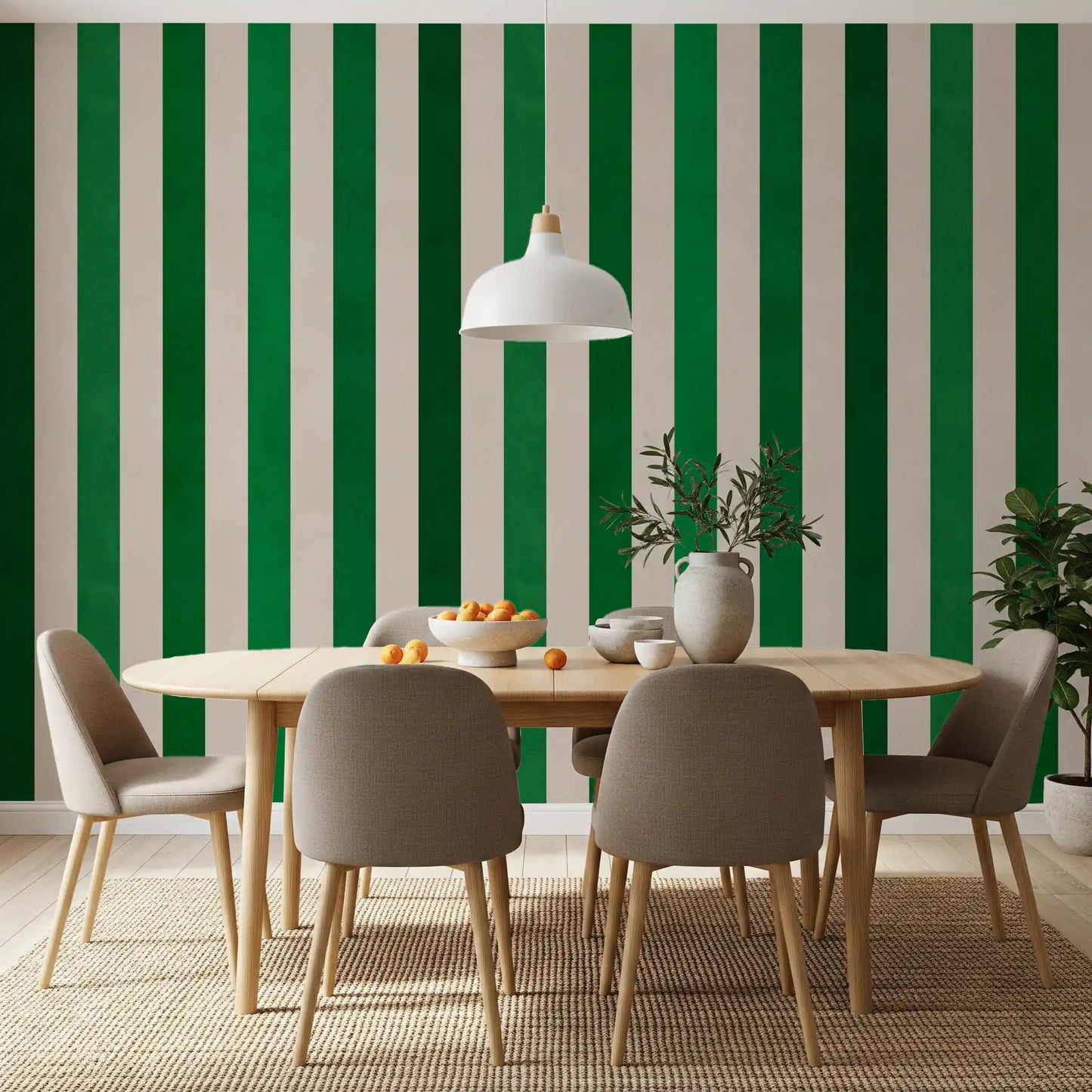 Wandbild mit smaragdgrünen und cremefarbenen vertikalen Streifen