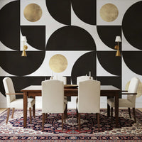 Modernistisches geometrisches Wandbild mit goldenen und schwarzen Bögen