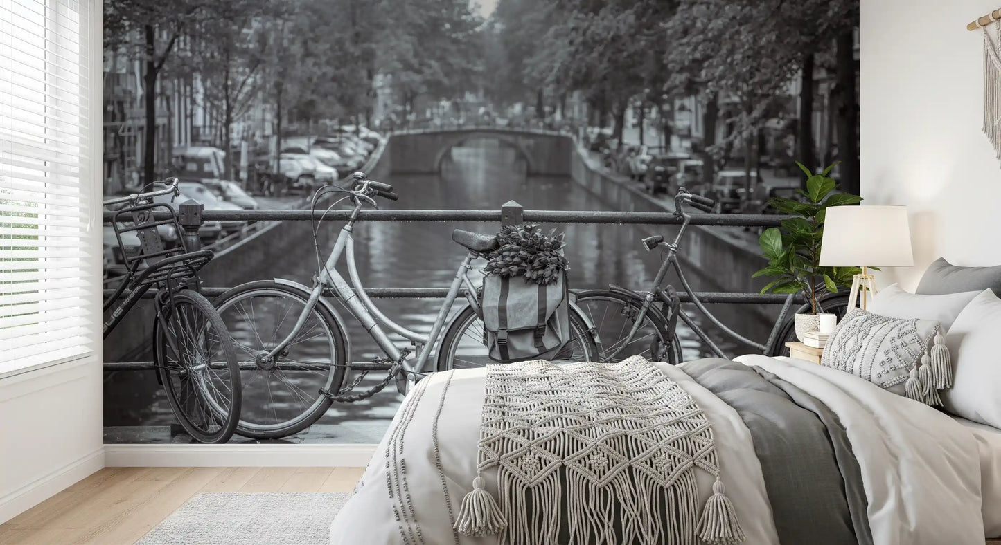 Fototapet cu Scena de Biciclete pe Canalele din Amsterdam