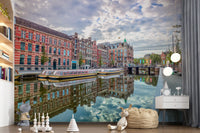 Vægmaleri med refleksioner fra Amsterdams kanaler