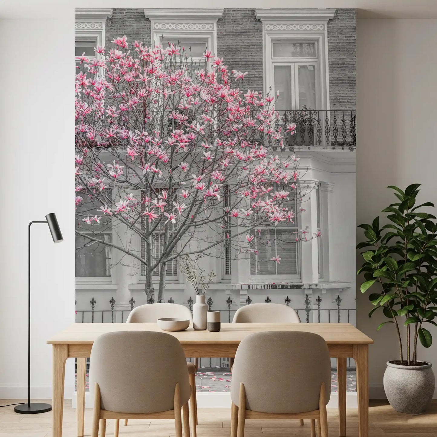 Keväinen magnolia Urban Bloom -seinämaalaus