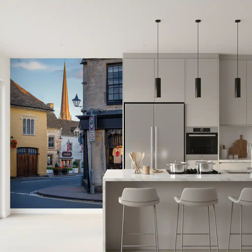 Veggmural med motiv av gamle engelske markedsbygater