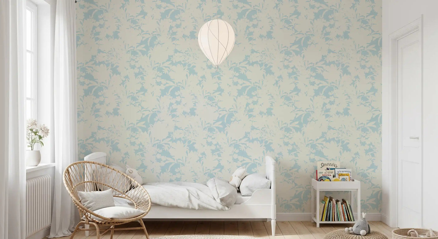 Luftiges Creme und Blaues Gartenmuster Tapete⁠