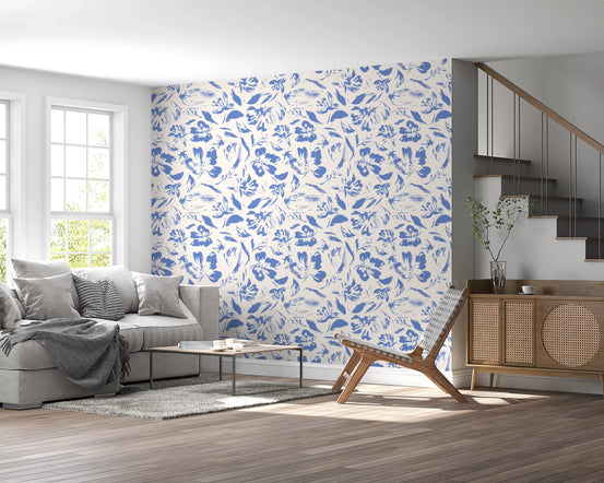 Crème en kobaltblauw bloemenbehang