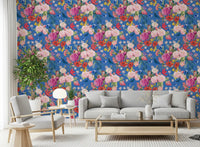 Papel tapiz vintage con sinfonía floral botánica