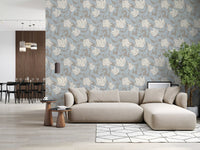 Papel tapiz sereno con bocetos florales en crema y azul