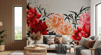 Wandbild mit karminroten und pfirsichfarbenen Blumen in Tuschewaschoptik