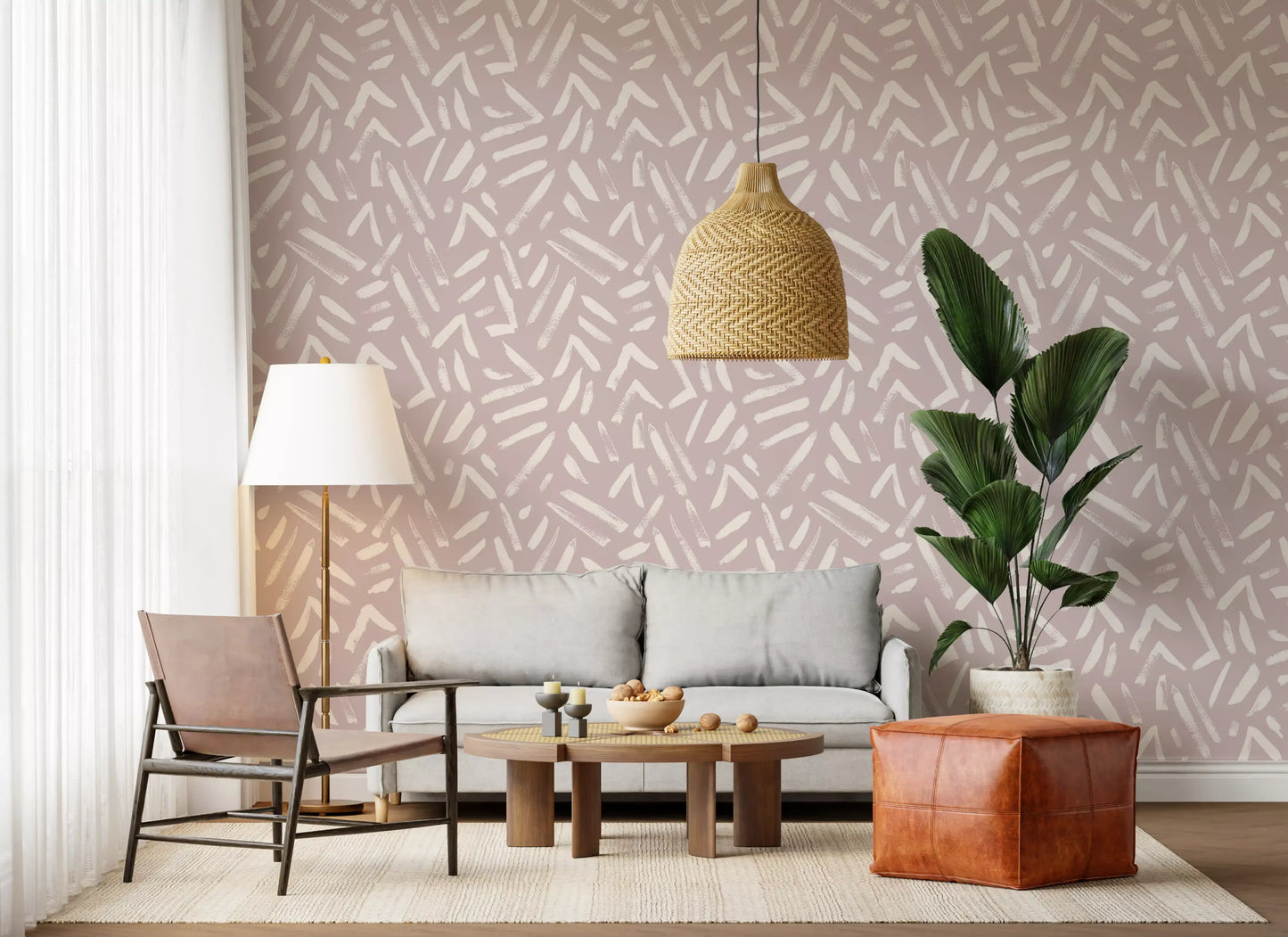 Abstrakt tapet med penselstrøg i creme og blush