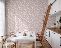 Abstrakt tapet med penselstrøg i creme og blush