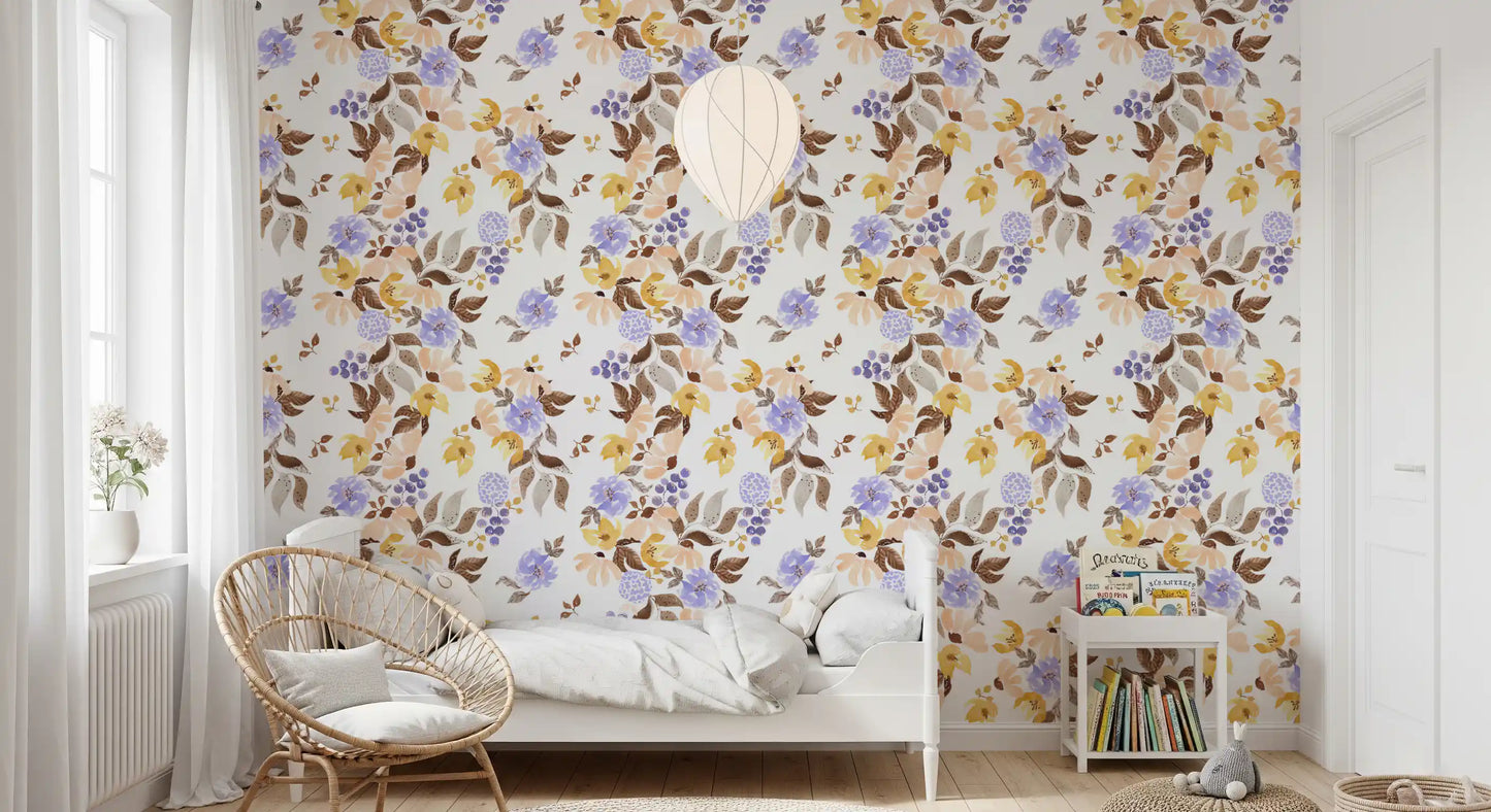 Papel tapiz con ramilletes florales de pradera en acuarela
