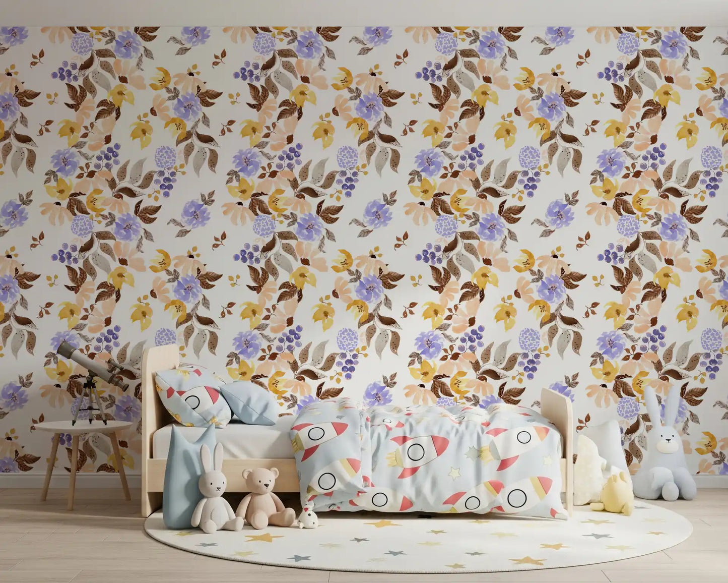 Papel tapiz con ramilletes florales de pradera en acuarela