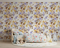 Papel tapiz con ramilletes florales de pradera en acuarela