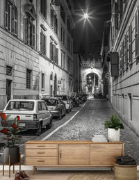 Italienische nächtliche Kopfsteinpflastergasse als Wandbild