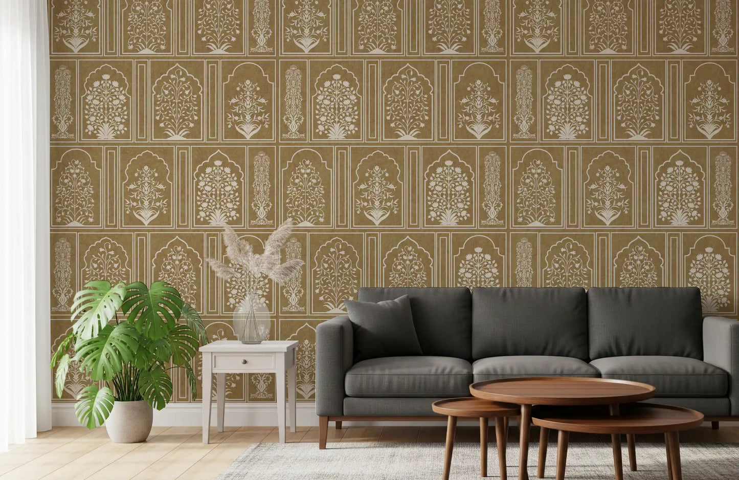 Vægmaleri med en mughal-inspireret havebuegang